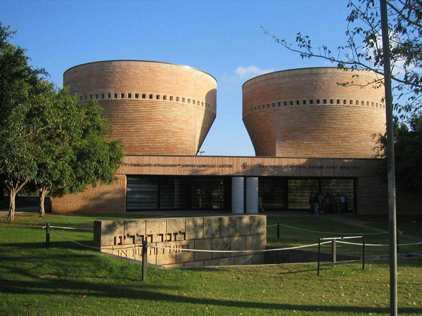 sinagoga_universitet.jpg